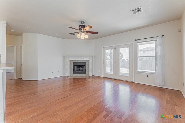 Building Photo - 514 Prospector Trl