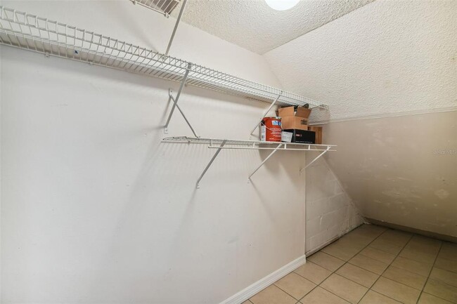 Building Photo - 5558 Baywater Dr