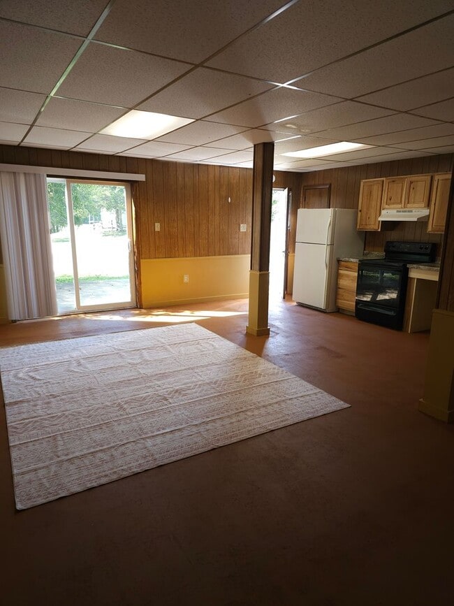 Building Photo - Ruckersville, -1 bedroom/1 bath, Terrace a...