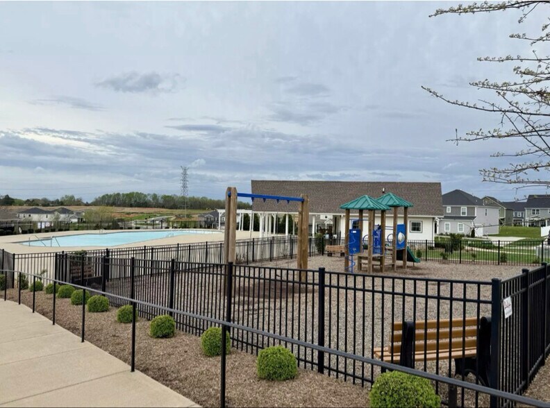 Building Photo - 20 Friary Ct