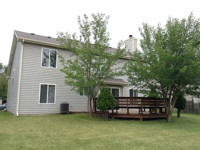 Building Photo - 20965 W Boulder Dr