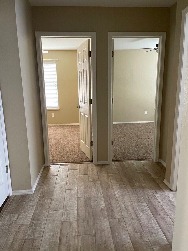 Building Photo - 10413 NW 45th St