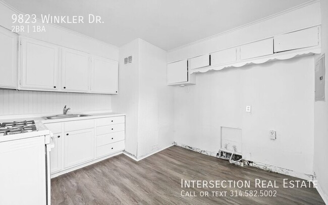 Building Photo - Section 8 Approved! Adorable 2bed/1Bath in...