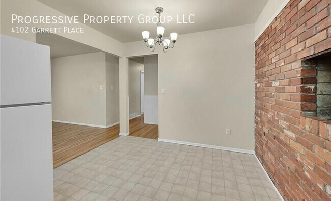 Building Photo - 4102 Garrett Pl