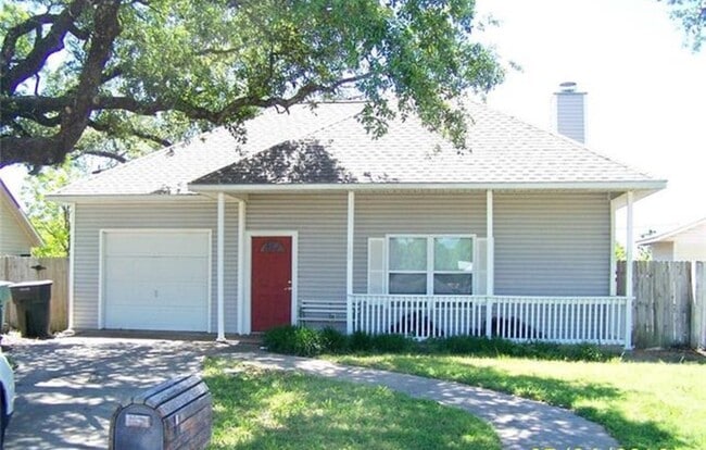 Building Photo - 120 W Park Ave