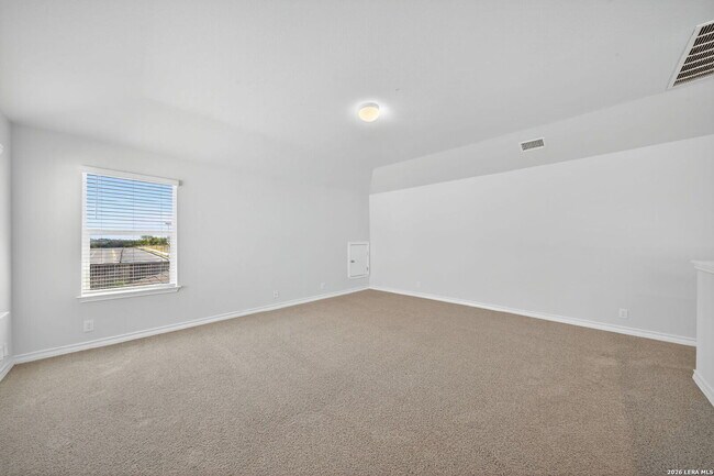 Building Photo - Open Floor Plan 4 Bed/2.5 Bath Home in Alamo Ranch