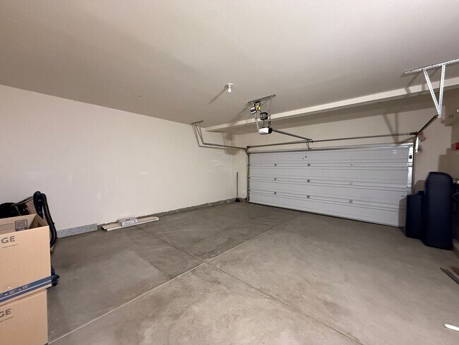 Building Photo - 6929 Atmore St