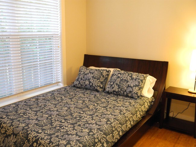 Building Photo - 2805 3rd St