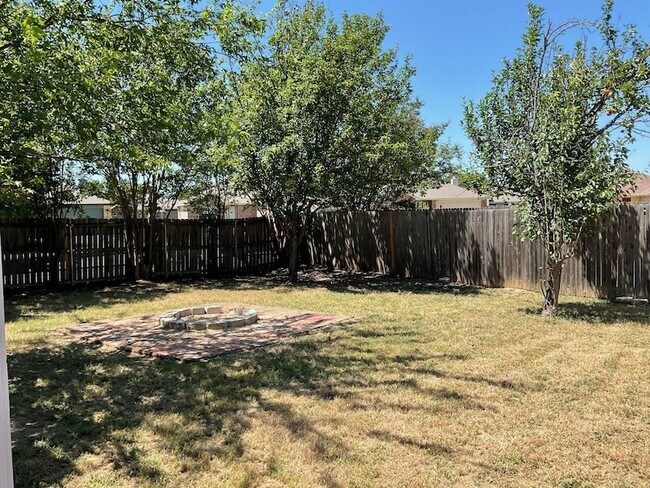 Building Photo - 1001 Stockton Dr
