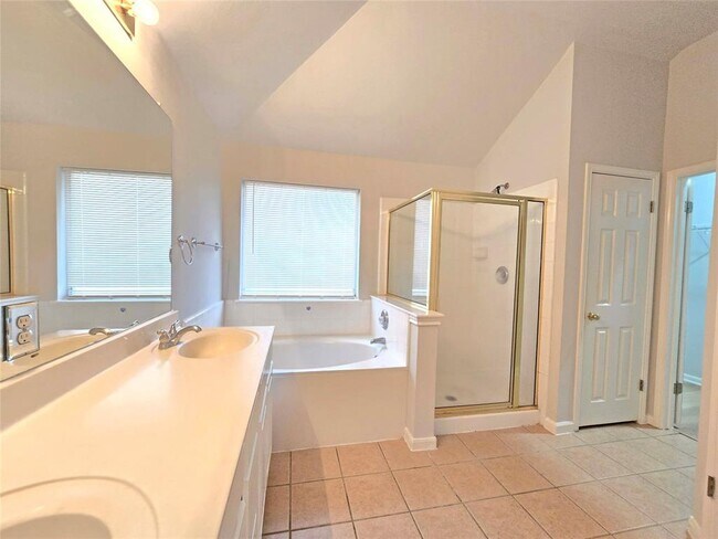 Building Photo - 1508 Cosmos Way