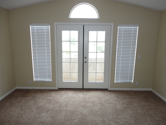 Building Photo - 357 W Chicago St