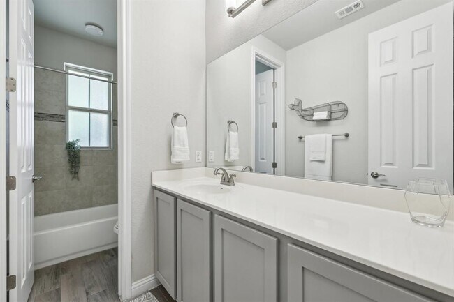 Building Photo - 712 Germander Rd