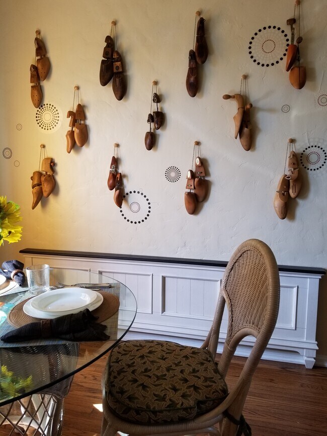 Dining Room - 1324 S Cloverdale Ave