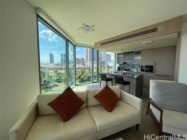 Building Photo - 1000 Auahi St