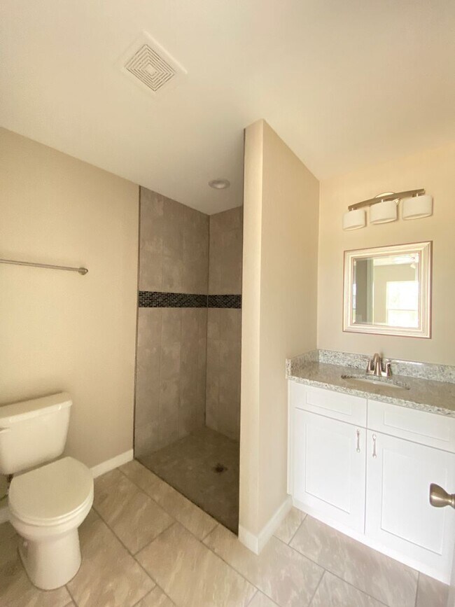 Building Photo - Limited Time Rent Reduction and NO applica...