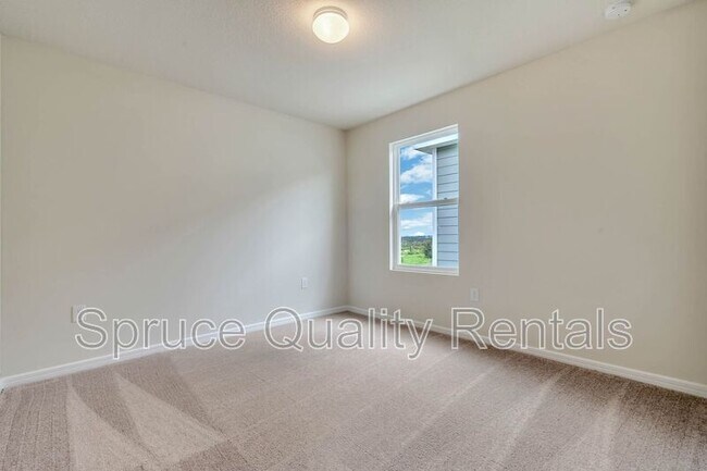 Building Photo - 7756 Syracuse Dr