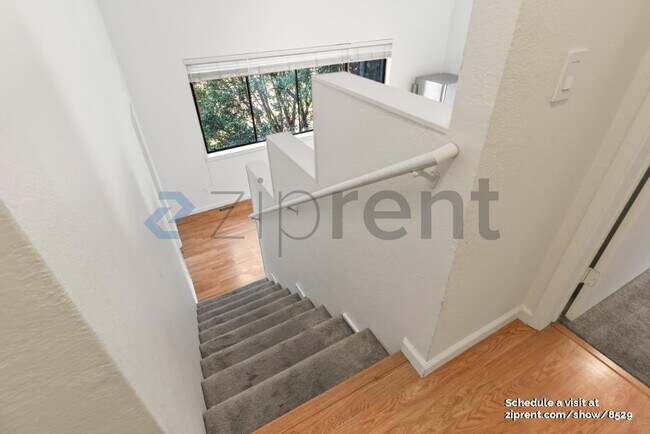 Building Photo - 50 E Scenic Ave