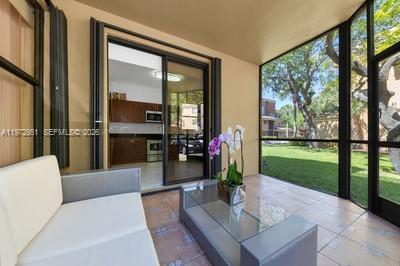 Building Photo - 15533 N Miami Lakeway