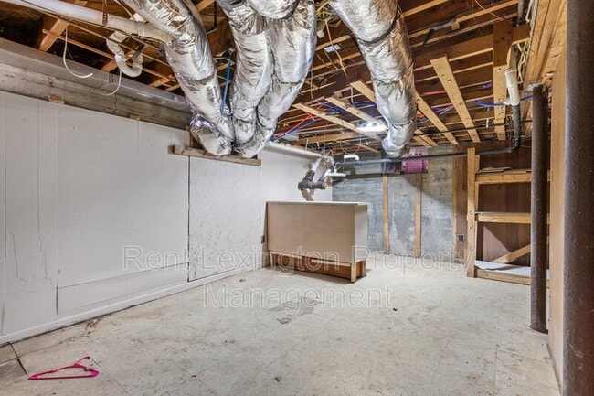 Building Photo - 147 Westgate Dr