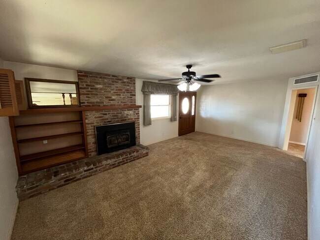 Building Photo - Private Showings Only! Charming Country Home Now Available!