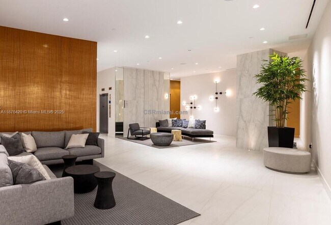 Building Photo - 17550 Collins Ave