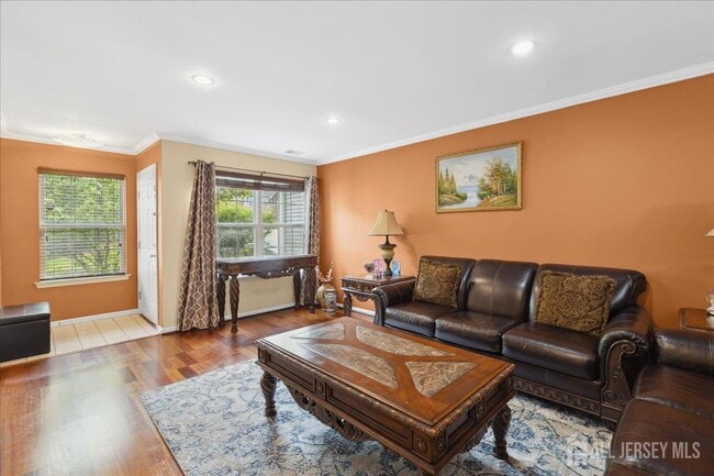 Building Photo - 302 Berkshire Dr