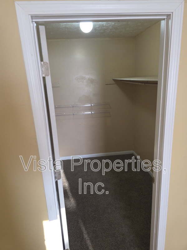 Building Photo - 4119 Glen Hill Manor Dr