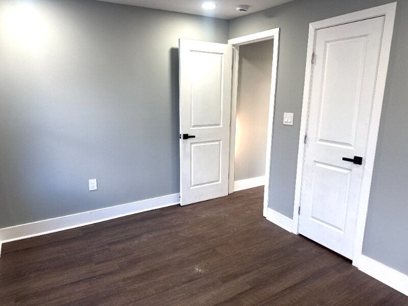 Building Photo - 1500 E Lafayette Ave