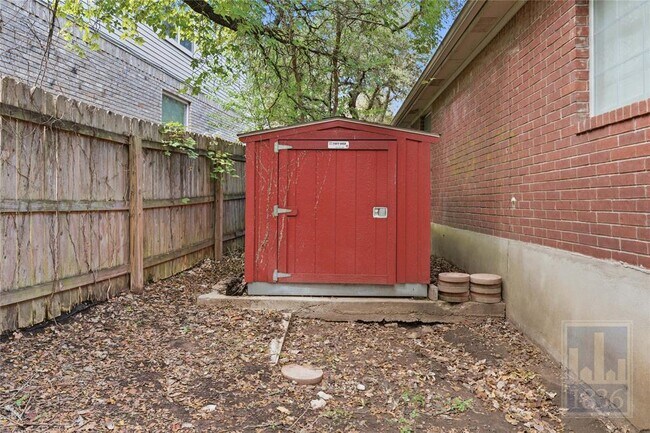 Building Photo - 10505 Walpole Ln