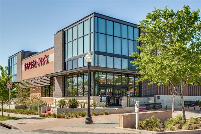Building Photo - 5711 Ross Ave