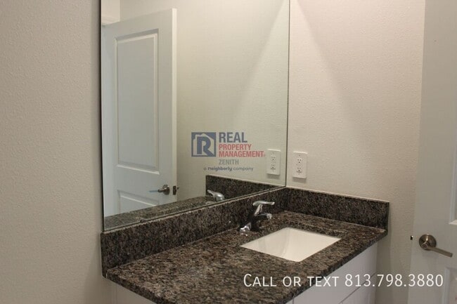 Building Photo - 10821 Fowlers Blf Ct