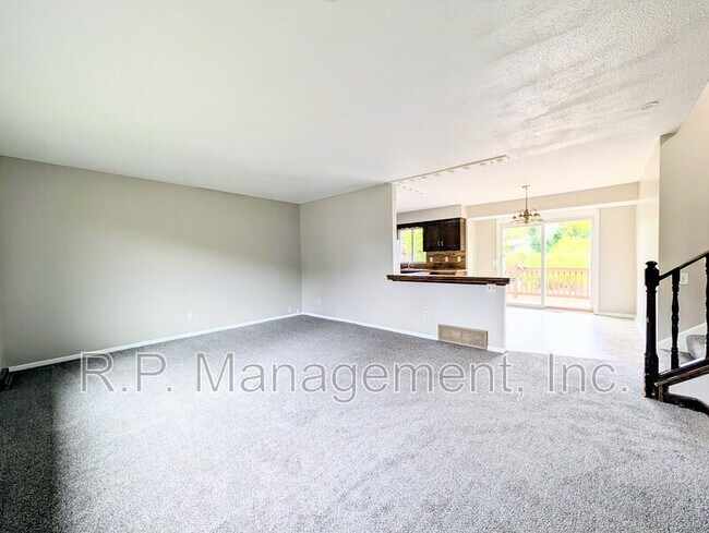 Building Photo - 7216 79th Ave N