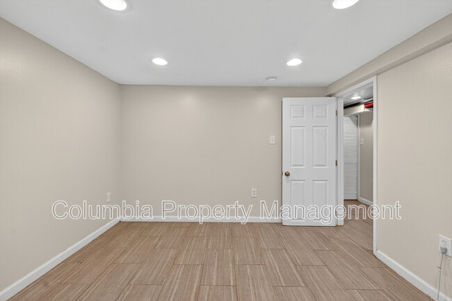 Building Photo - 3523 Warder St NW