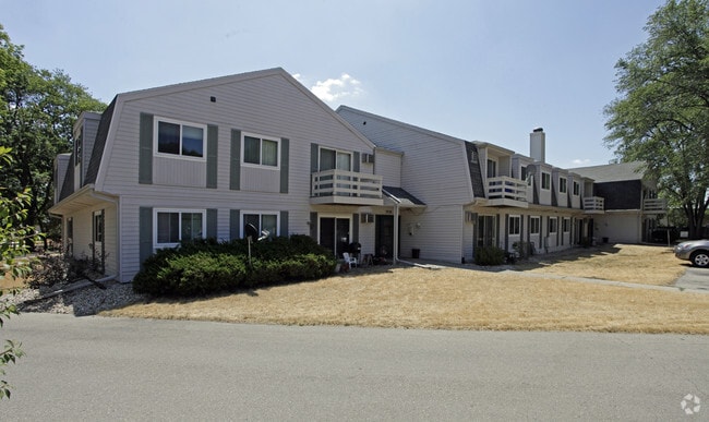 Building Photo - Westchester House