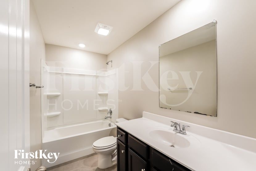 Building Photo - 4131 Park Crossings Dr