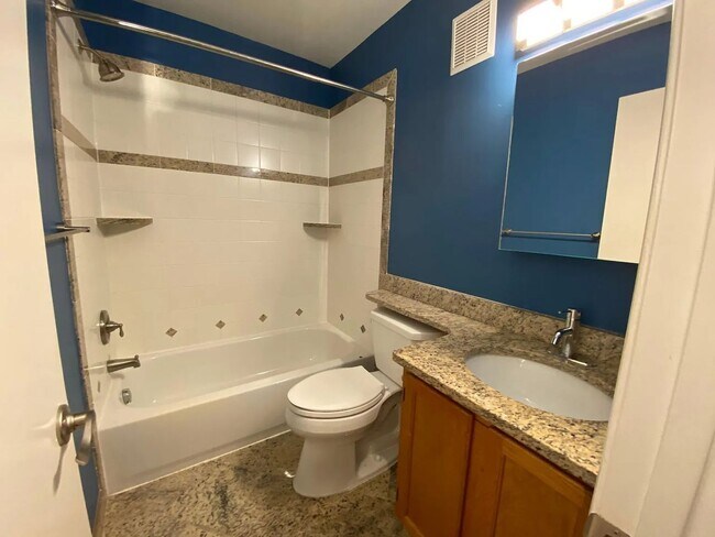 Building Photo - 12284 Wye Oak Commons Cir