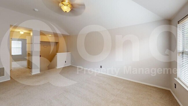 Building Photo - 2208 Lanshire Dr