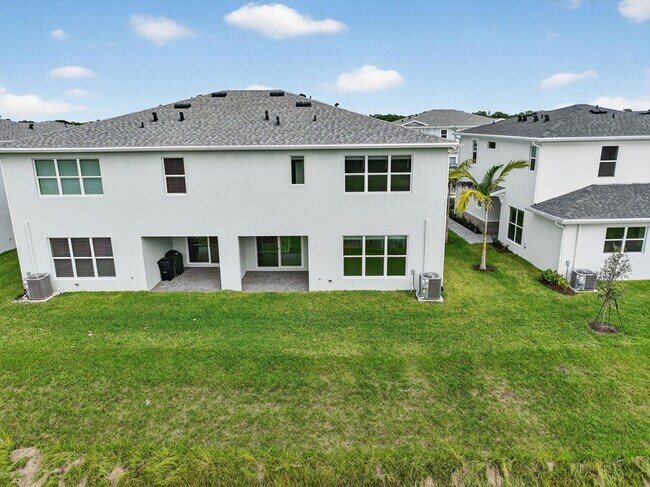 Building Photo - 3552 NW Solange Ct