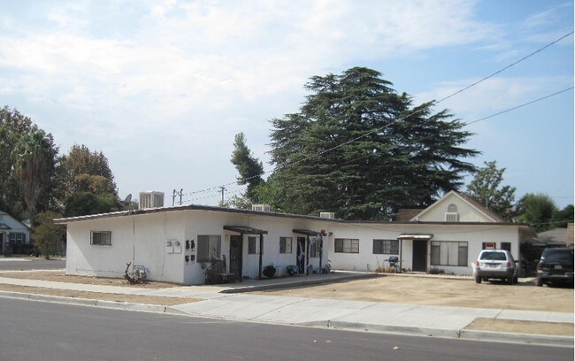 Primary Photo - 724 Grace St