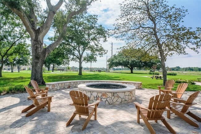 Building Photo - 23926 Escardilla Dr