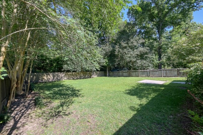 Building Photo - 25747 Timber Lakes Dr