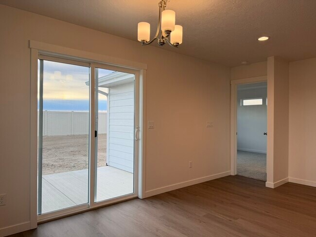 Building Photo - 10113 Longtail Dr