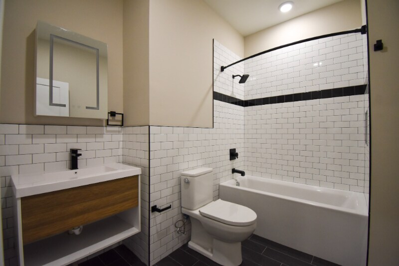 Building Photo - 1030 N 48th St