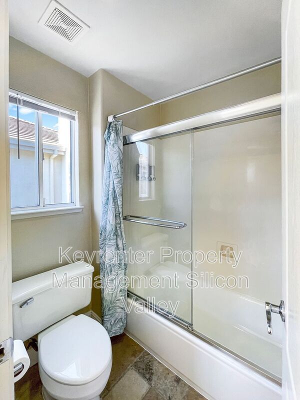 Building Photo - 3825 Venus Ct