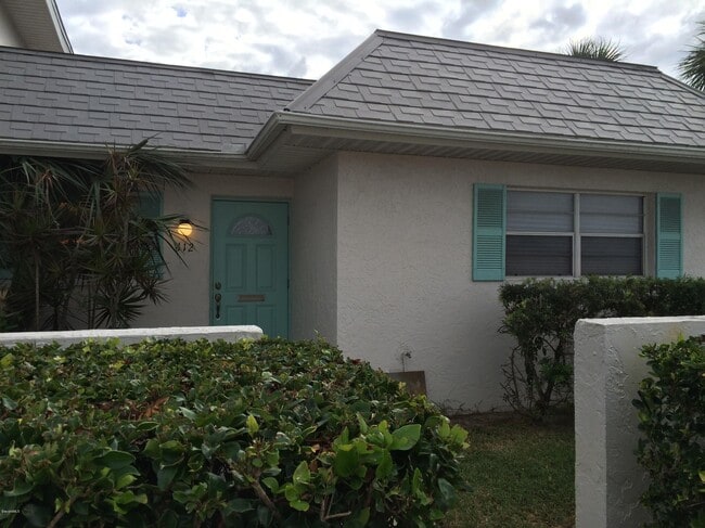 Building Photo - 412 Meadowlark Ln