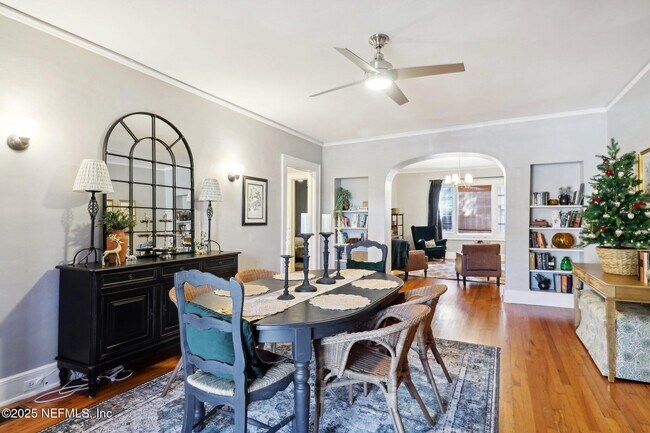 Building Photo - 2160 Forbes St