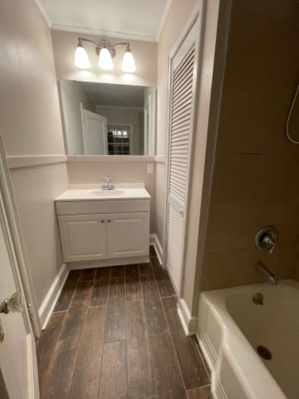 Building Photo - 1223 S Belvedere Ave