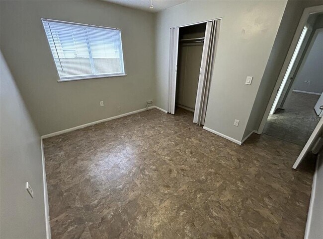 Building Photo - 530 5th Ave W