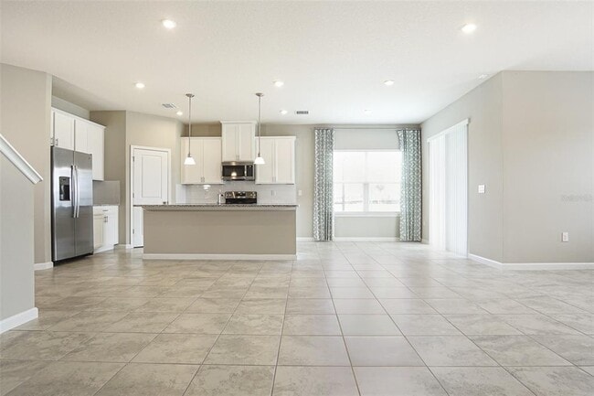 Building Photo - 1892 Basenji Dr