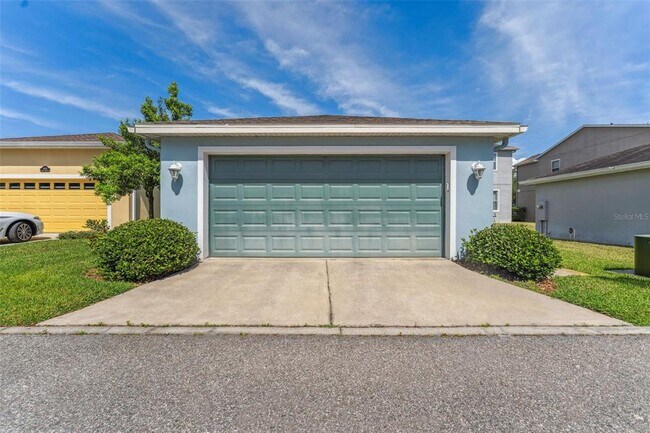 Building Photo - 6111 Hadley Commons Dr